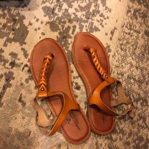 American eagle Sandals